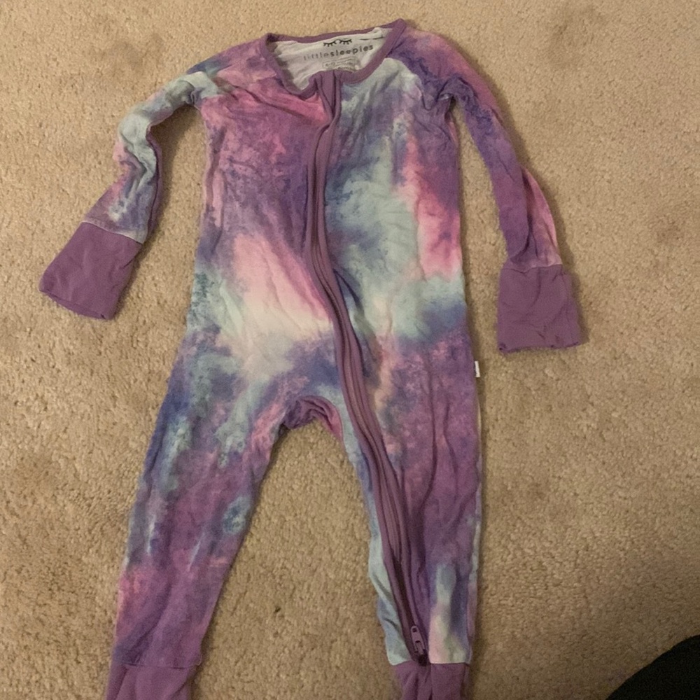 Little sleepies purple watercolor 6-12 zippy